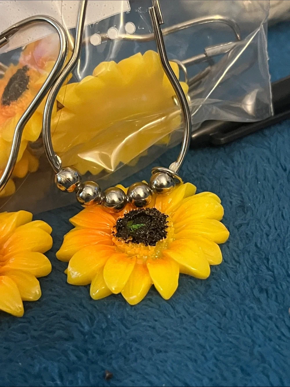 10pc Yellow Sunflower Shower Curtain Hooks with Hoop Design 031